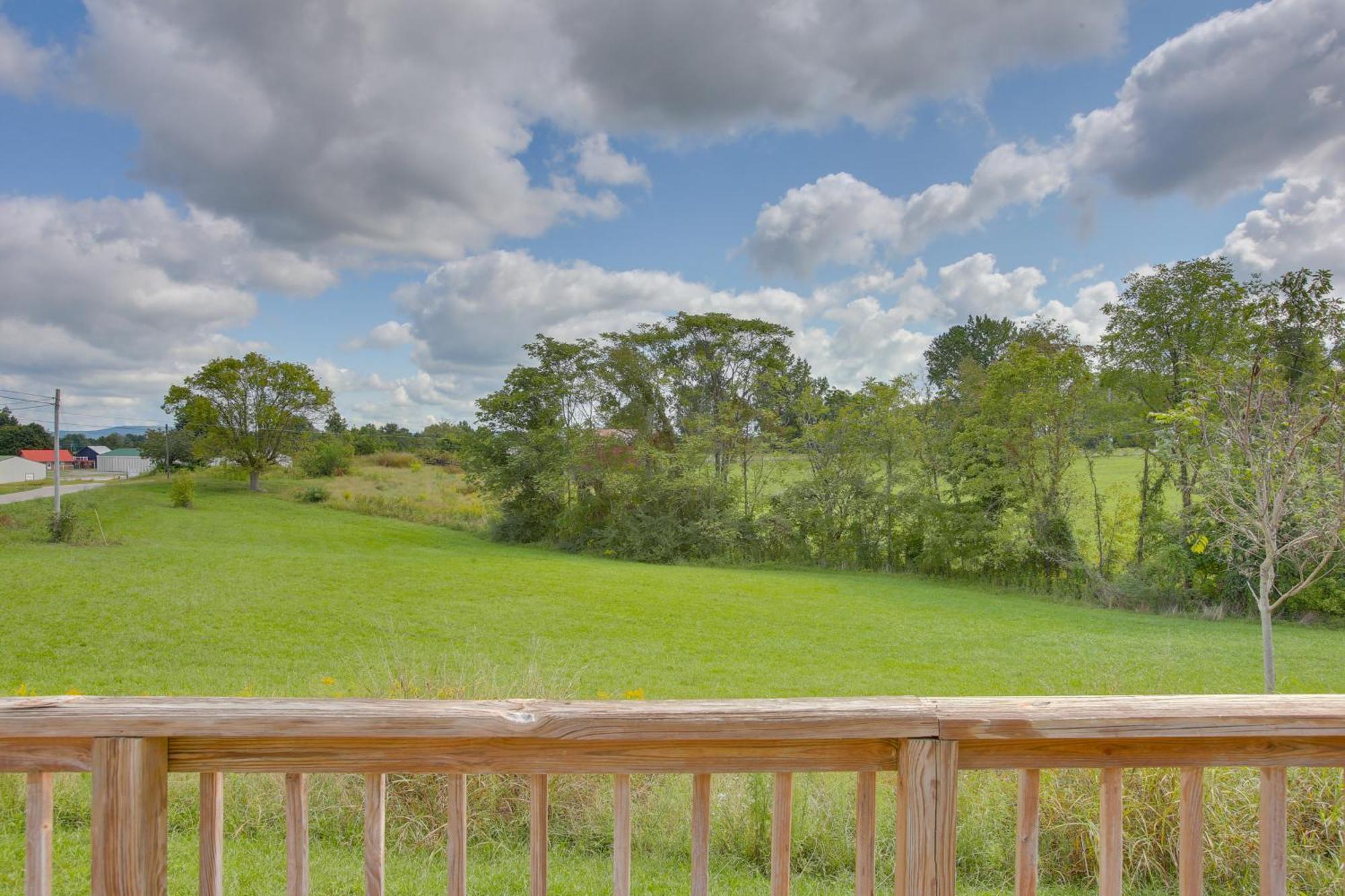 Albany Family Lake Getaway Near State Parks!ヴィラ エクステリア 写真